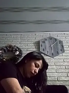 Naomy veracruz  online show from 04/04/26, 11:06