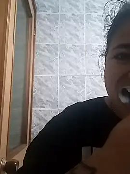 Naomy veracruz  online show from 02/27/26, 10:15