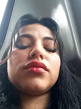 Naomy veracruz  online show from 11/14/25, 02:21