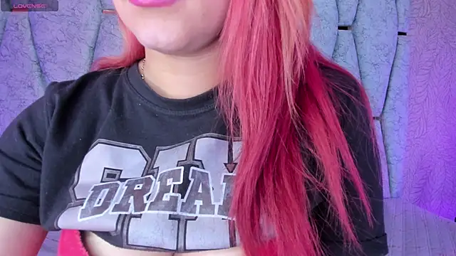 Naomy veracruz  online show from 10/18/25, 02:35