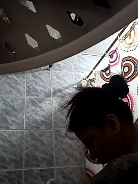 Naomy veracruz  online show from 01/16/26, 10:08