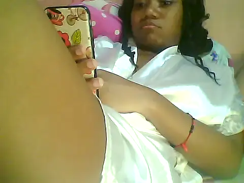 Fariana01 online show from 01/17/25, 01:57