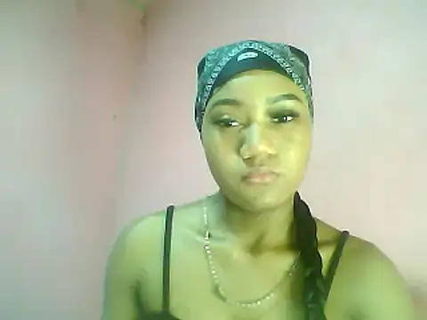 Fariana01 online show from 12/29/24, 11:50