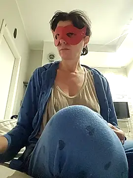 Vagabondainnamorata online show from 12/04/25, 04:33