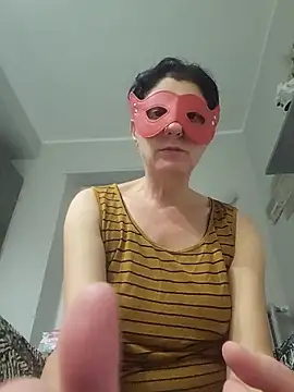 Vagabondainnamorata online show from 12/17/25, 06:57