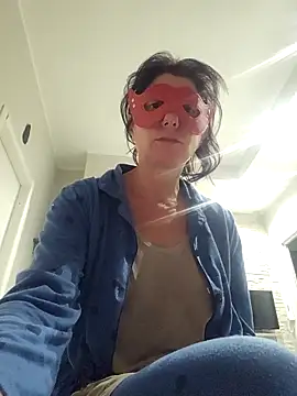 Vagabondainnamorata online show from 11/30/25, 03:40