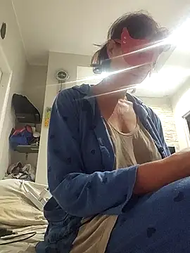 Vagabondainnamorata online show from 10/23/25, 03:27