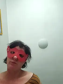 Vagabondainnamorata online show from 05/14/26, 04:48