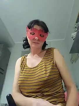 Vagabondainnamorata online show from 11/28/25, 06:52