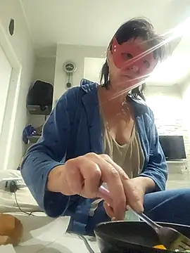 Vagabondainnamorata online show from 11/05/25, 04:37