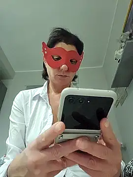 Vagabondainnamorata online show from 02/19/26, 06:27