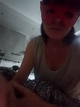 Vagabondainnamorata online show from 10/16/25, 04:04