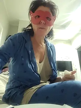 Vagabondainnamorata online show from 11/06/25, 04:49