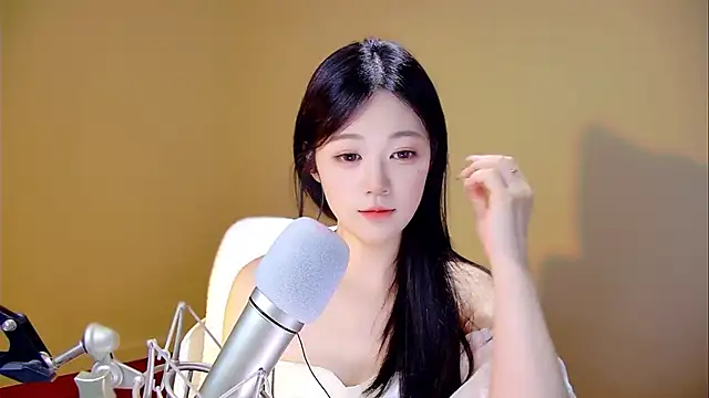 Snapshot of memeda chatting on 10/05/25, 03:03 memeda online show from 10/05/25, 03:03