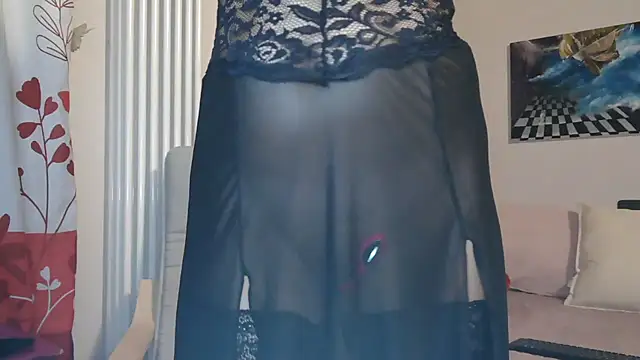 Snapshot of MISXY chatting on 09/27/25, 08:31 MISXY online show from 09/27/25, 08:31