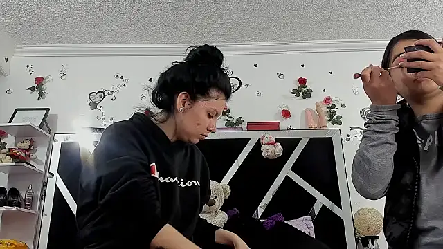 abby eemily online show from 10/29/25, 12:15