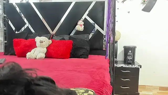 abby eemily online show from 11/27/25, 12:05