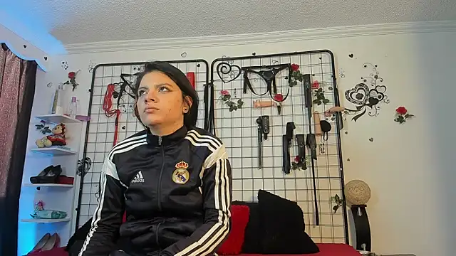 abby eemily online show from 12/17/25, 12:32