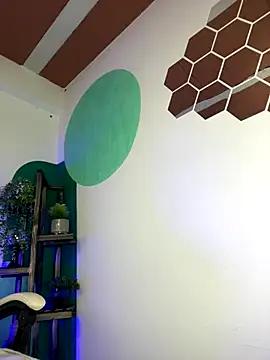 LollaByer online show from 11/13/25, 09:08