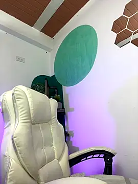 LollaByer online show from 11/15/25, 11:09