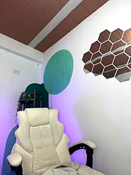 LollaByer online show from 10/04/25, 10:00