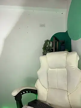 LollaByer online show from 04/12/26, 09:07