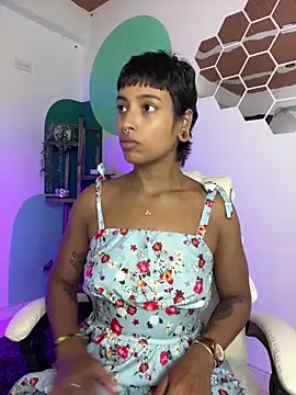 LollaByer online show from 09/22/25, 09:21