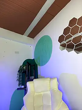 LollaByer online show from 09/28/25, 08:16