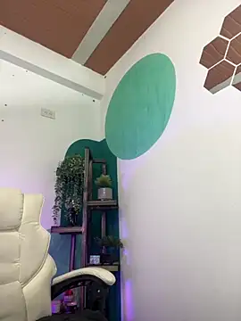 LollaByer online show from 11/18/25, 09:07