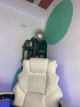 LollaByer online show from 04/03/26, 09:10