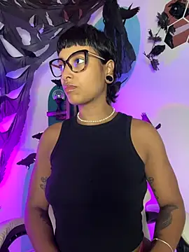 LollaByer online show from 10/26/25, 09:04