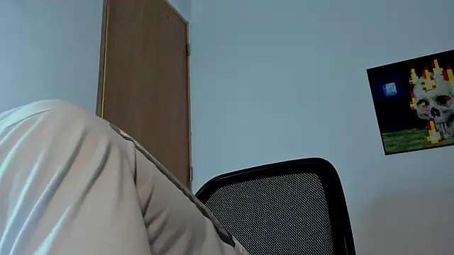 Snapshot of AngelBennet_ chatting on 11/30/25, 12:22 AngelBennet online show from 11/30/25, 12:22