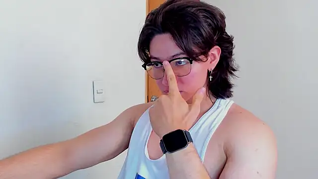 Snapshot of AngelBennet_ chatting on 11/16/25, 06:12 AngelBennet online show from 11/16/25, 06:12