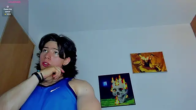 AngelBennet  online show from 02/11/26, 09:47