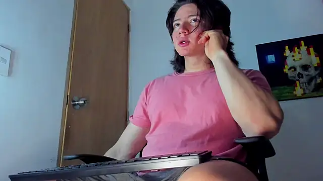 Snapshot of AngelBennet_ chatting on 10/21/25, 11:15 AngelBennet online show from 10/21/25, 11:15