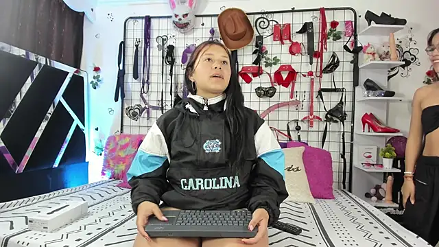 thedream girls online show from 06/01/26, 01:00