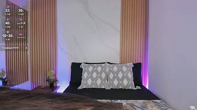 Julia Martinez  online show from 03/12/26, 11:36