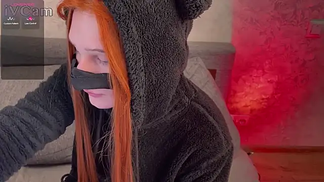 Kleo Godde online show from 03/03/25, 12:34