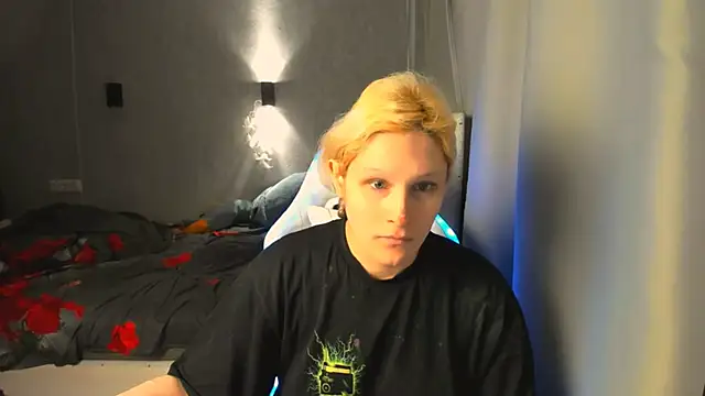 Kleo Godde online show from 10/22/25, 11:14