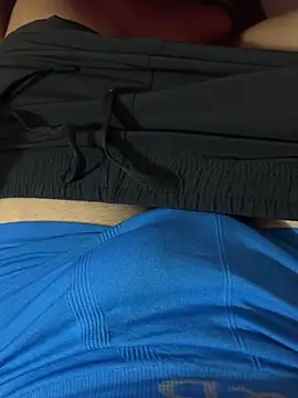 Snapshot of TuPapasitoo69 chatting on 10/20/25, 01:22 TuPapasitoo69 online show from 10/20/25, 01:22