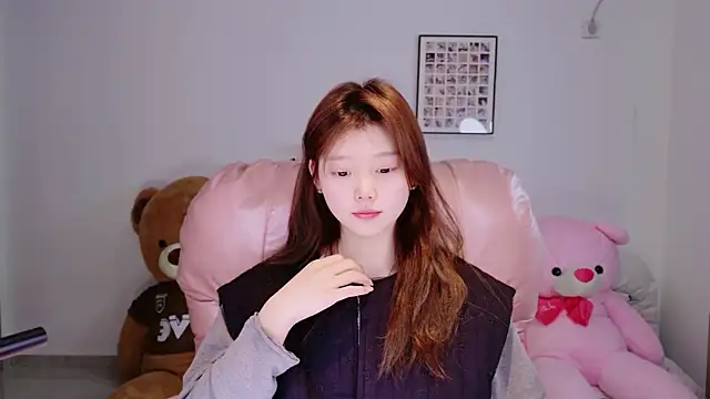 yangyang-1115 online show from 03/12/26, 04:18