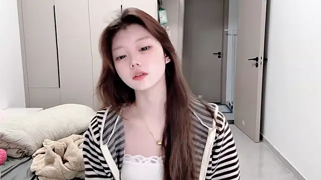 yangyang-1115 online show from 10/09/25, 04:57