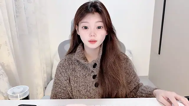 yangyang-1115 online show from 11/11/25, 05:02