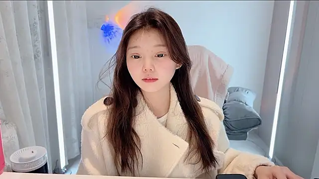 yangyang-1115 online show from 11/29/25, 04:56