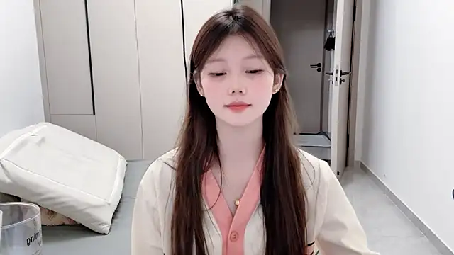 yangyang-1115 online show from 09/24/25, 04:24