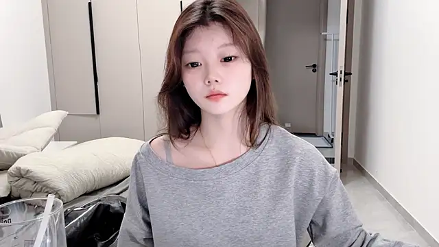 yangyang-1115 online show from 10/08/25, 04:58