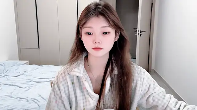 yangyang-1115 online show from 10/21/25, 04:56