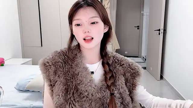 yangyang-1115 online show from 10/29/25, 04:06