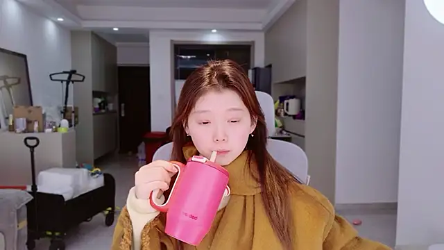 yangyang-1115 online show from 12/22/25, 04:12