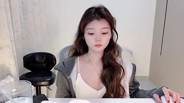 yangyang-1115 online show from 11/09/25, 03:54